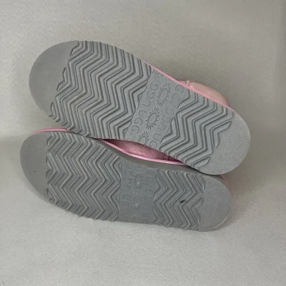 Womens UGG Boots Sz 7 Classic Short Light Pink Suede Wool - Picture 10 of 10